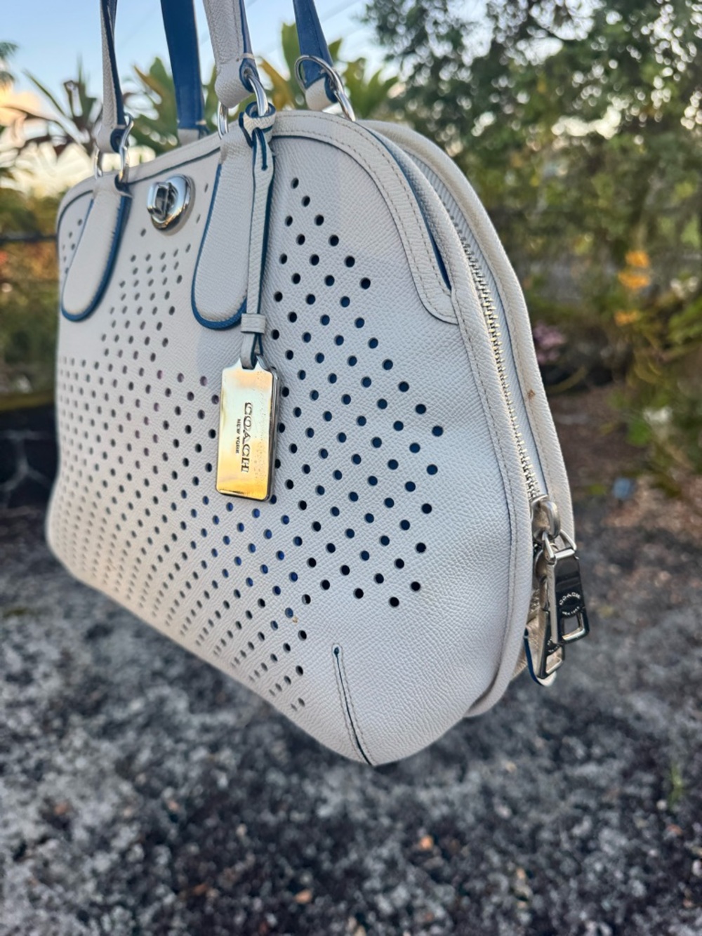 Coach Sample Perforated Leather Dome Satchel White Blue Trim Crossbody Bag - Picture 4 of 17